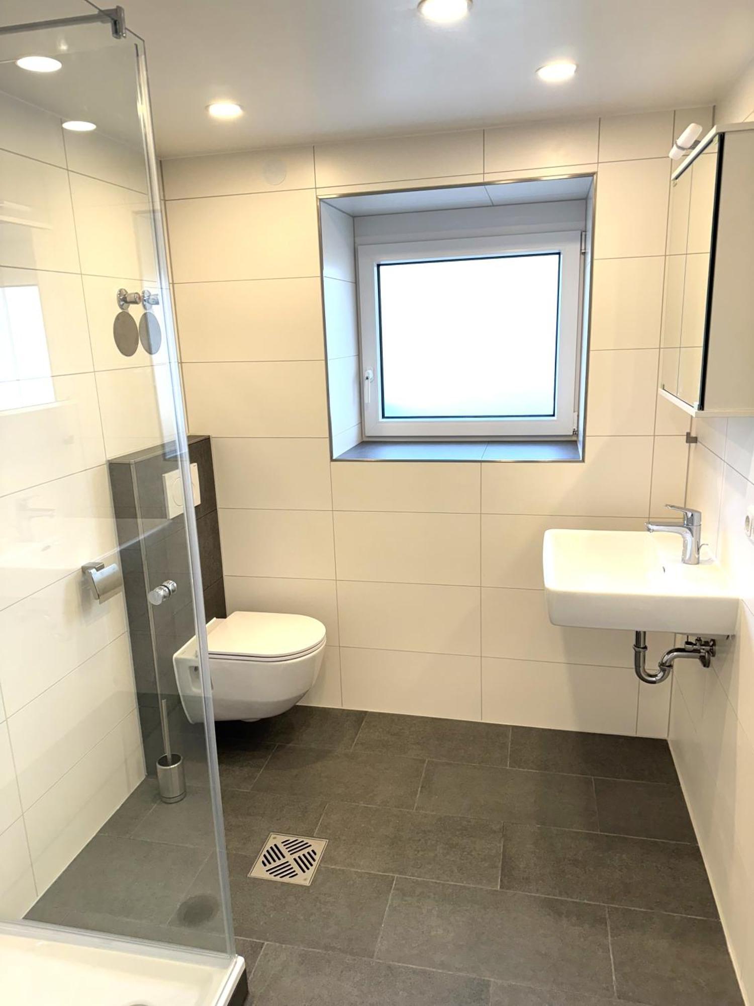 W&P Living Wohnung Mit Ausblick - Parkplatz Biberbach  Bagian luar foto